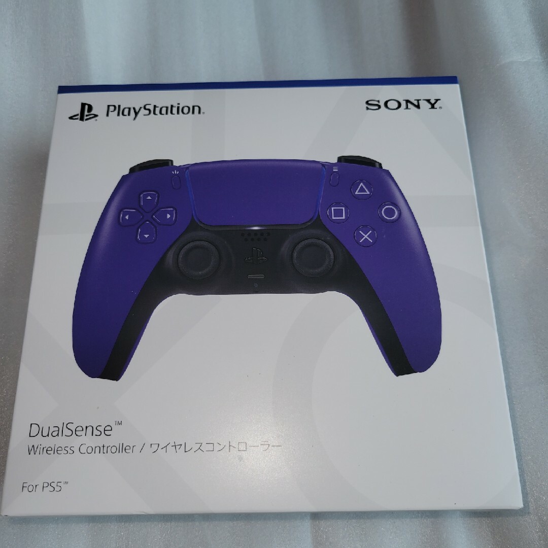 SONY(ソニー)の外箱傷あり　DualSense(TM) ワイヤレスコントローラー エンタメ/ホビーのゲームソフト/ゲーム機本体(その他)の商品写真