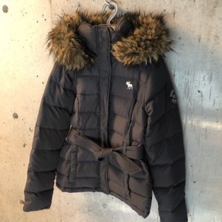 アバクロンビーアンドフィッチ(Abercrombie&Fitch)の美品　アバクロ　ダウン　L(ジャケット/上着)