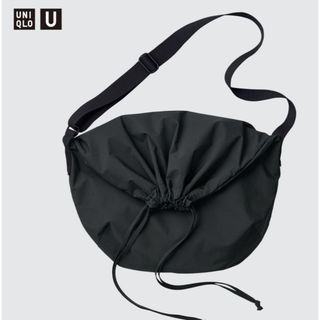 ユニクロ(UNIQLO)の専用⭐️UNIQLO U ドローストリングショルダーバッグ(ショルダーバッグ)