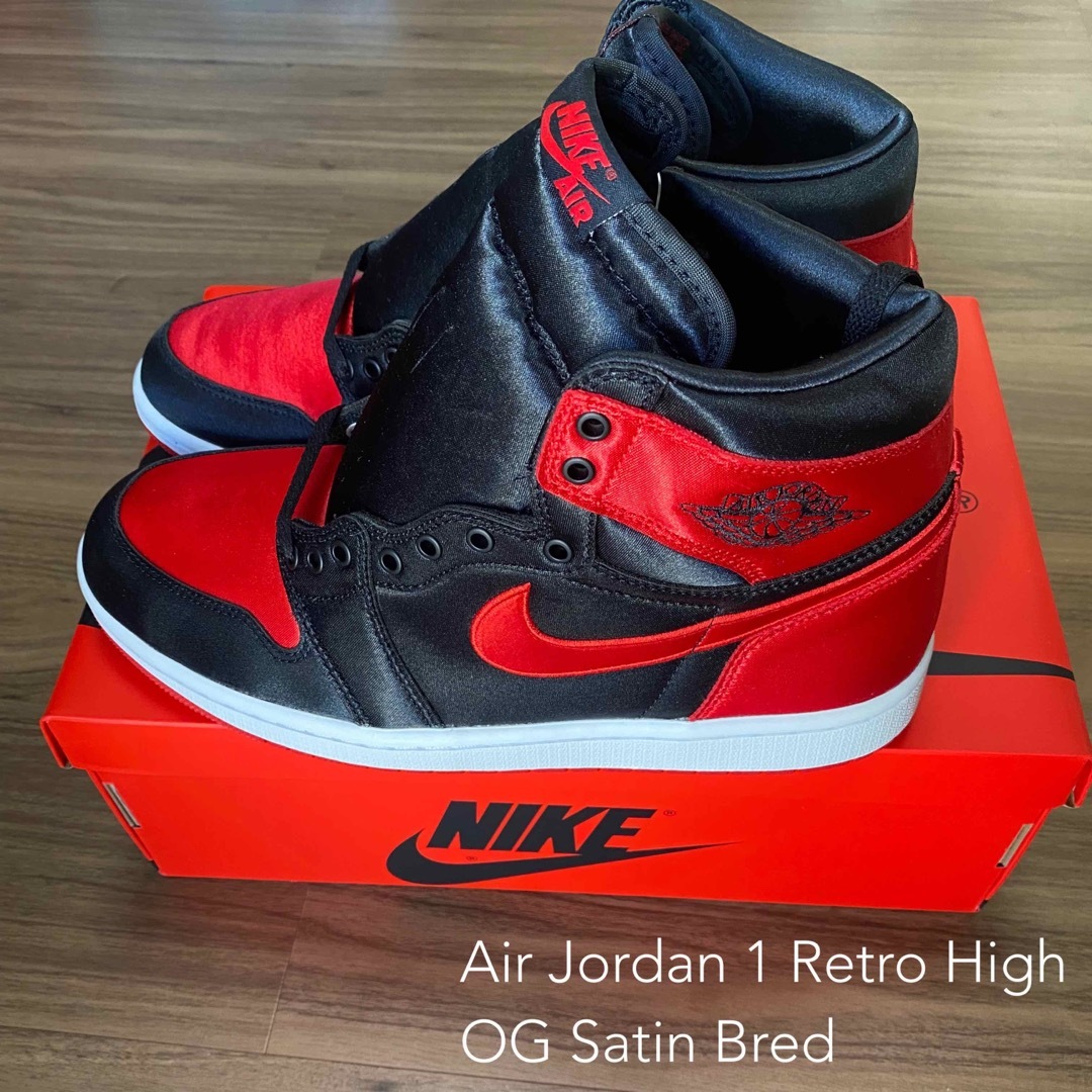 Air Jordan 1 Retro High OG Satin Bredスニーカー