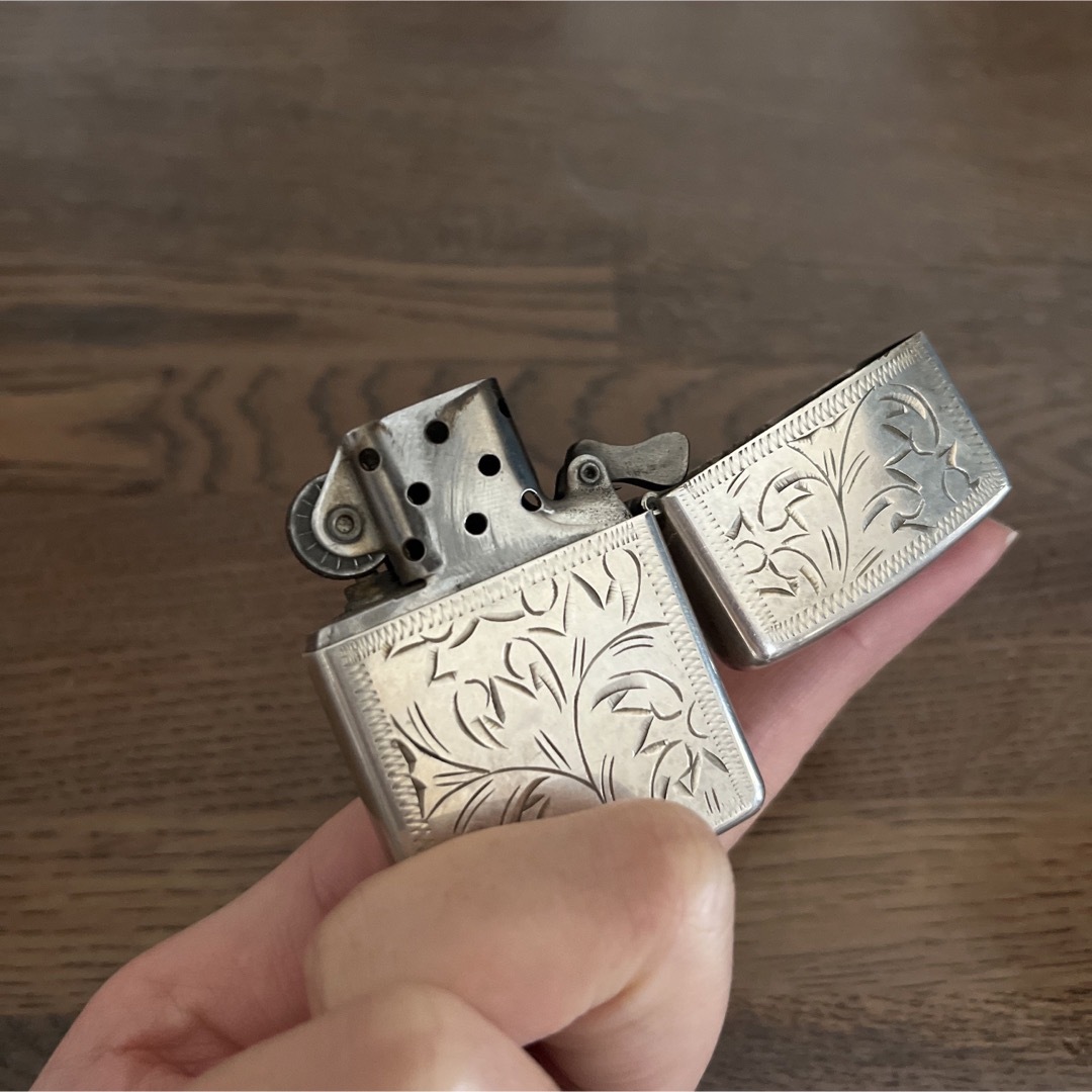 ZIPPO(ジッポー)のzippo 純銀（手彫） STERLING 2003 zippo メンズのファッション小物(タバコグッズ)の商品写真