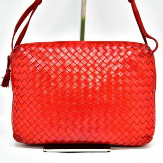 BOTTEGA VENETA(ショルダーバッグ ・ レッド/赤色系)のフリマ BOTTEGA VENETA(ショルダーバッグ ・ レッド/赤色系)のフリマ