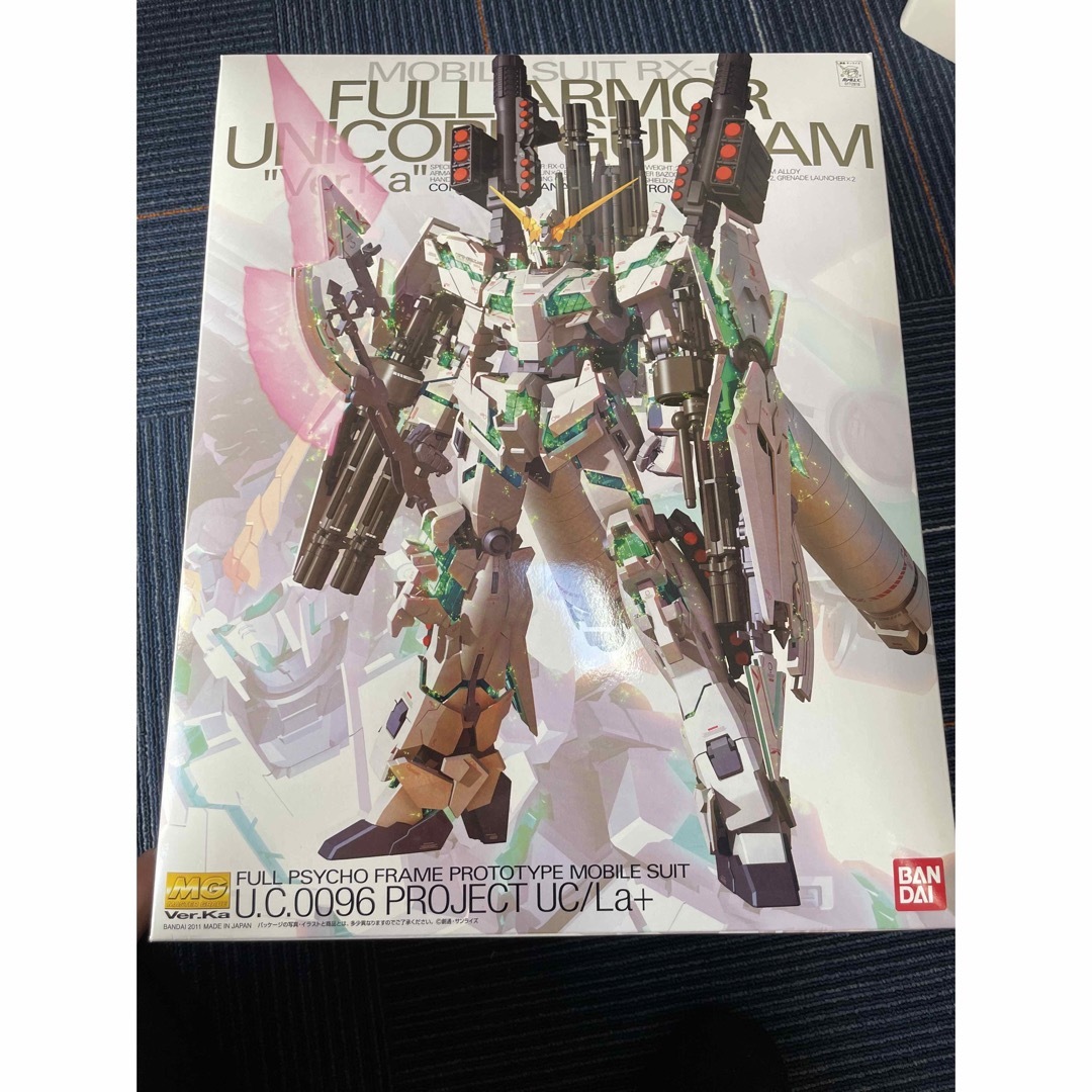 BANDAI - MG 1/100 RX-0 フルアーマーユニコーンガンダム Ver.Ka の