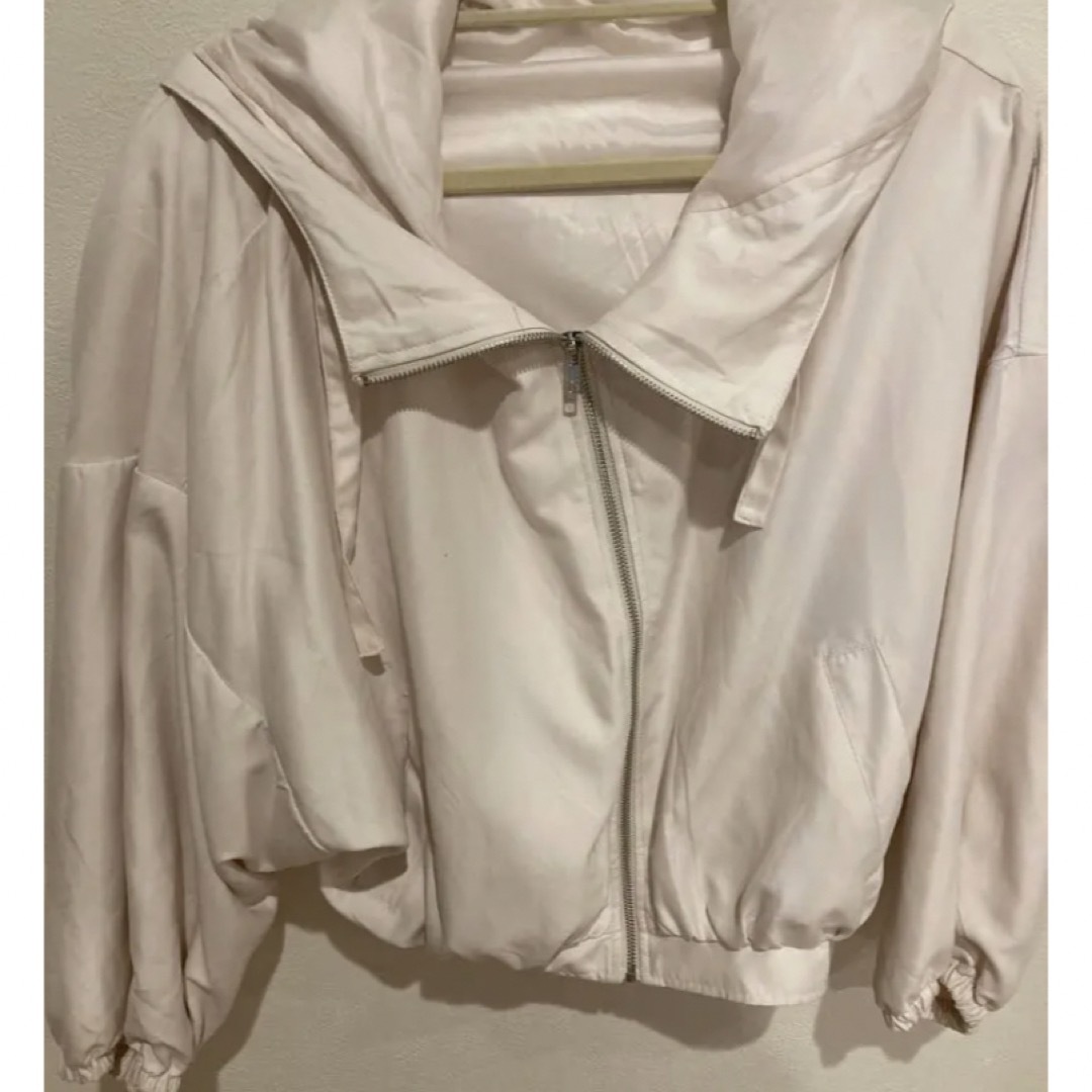 ピーチキャンバスフード付きパーカー　frames RAY CASSIN レディースのジャケット/アウター(ブルゾン)の商品写真