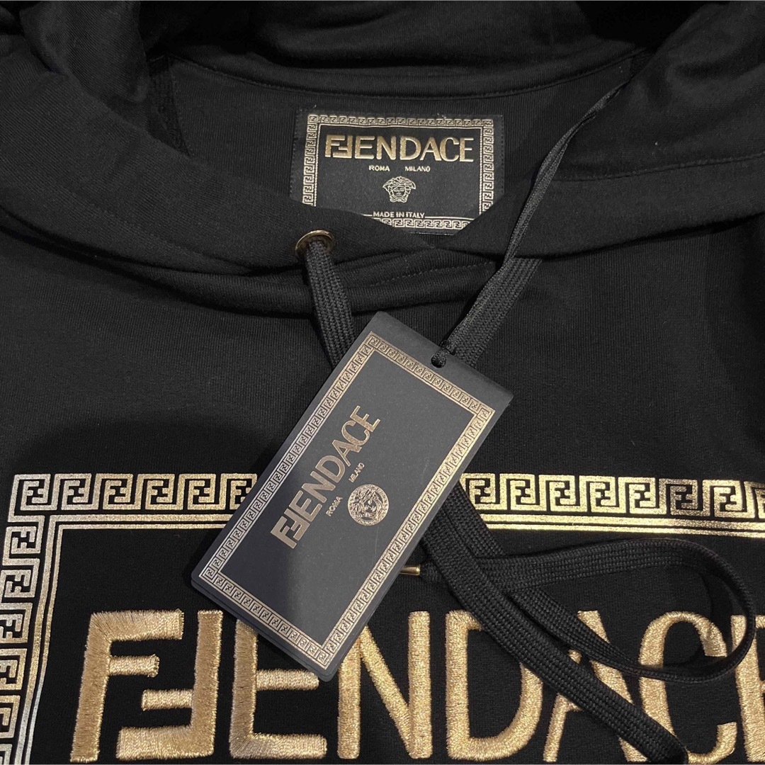 FENDACE フェンダーチェ メンズパーカー Mサイズ