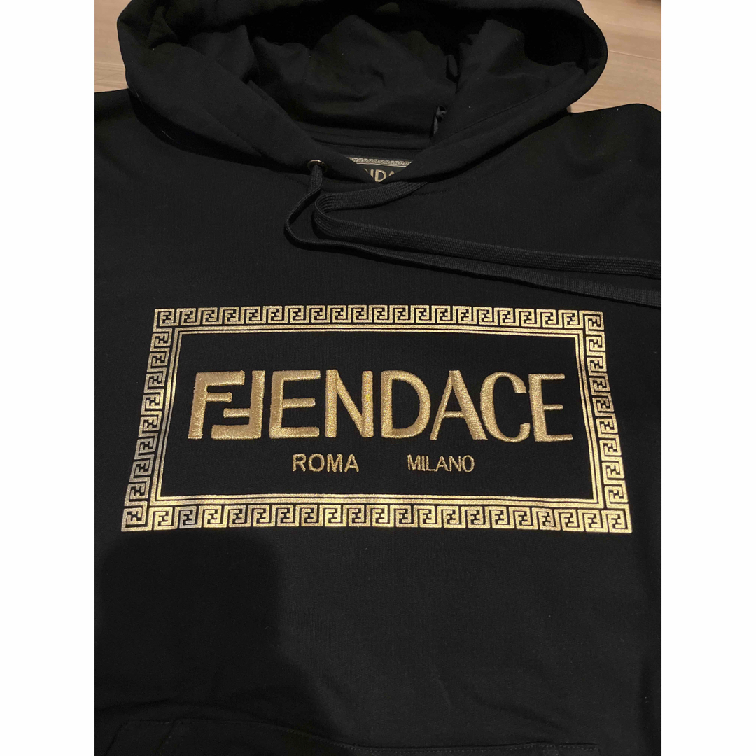 FENDACE フェンダーチェ メンズパーカー Mサイズ