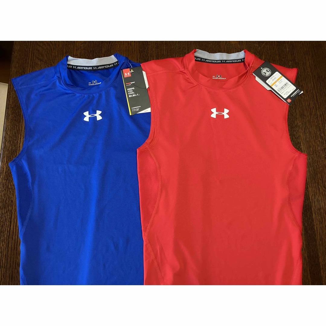 UNDER ARMOUR(アンダーアーマー)のアンダーアーマー タンクトップ 2枚セット スポーツ/アウトドアのトレーニング/エクササイズ(トレーニング用品)の商品写真