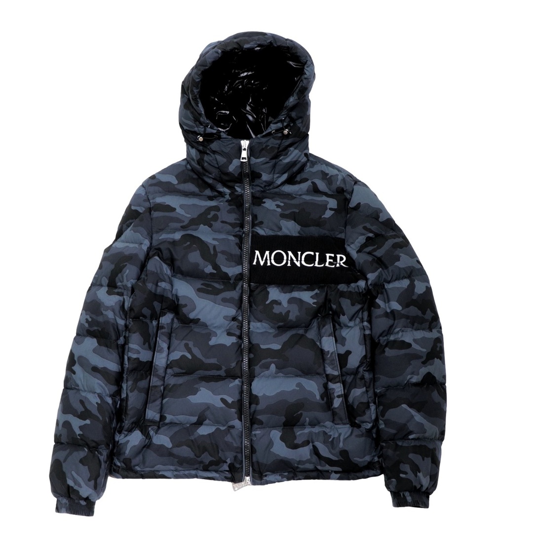 MONCLER(モンクレール)の美品 モンクレール アイトン カモフラ ダウンジャケット メンズ グレー ネイビー系 1 迷彩 総柄 ロゴ刺繍 コットン 18年 AITON MONCLER メンズのジャケット/アウター(ダウンジャケット)の商品写真