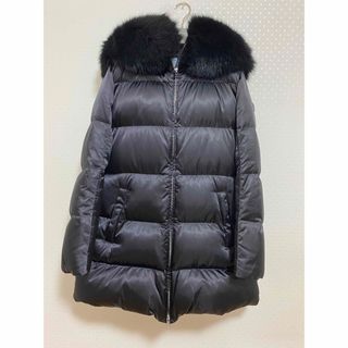 プラダ(PRADA)のPRADA プラダ　ダウンジャケット　ほぼ新品　44サイズ　29Z177(ダウンジャケット)