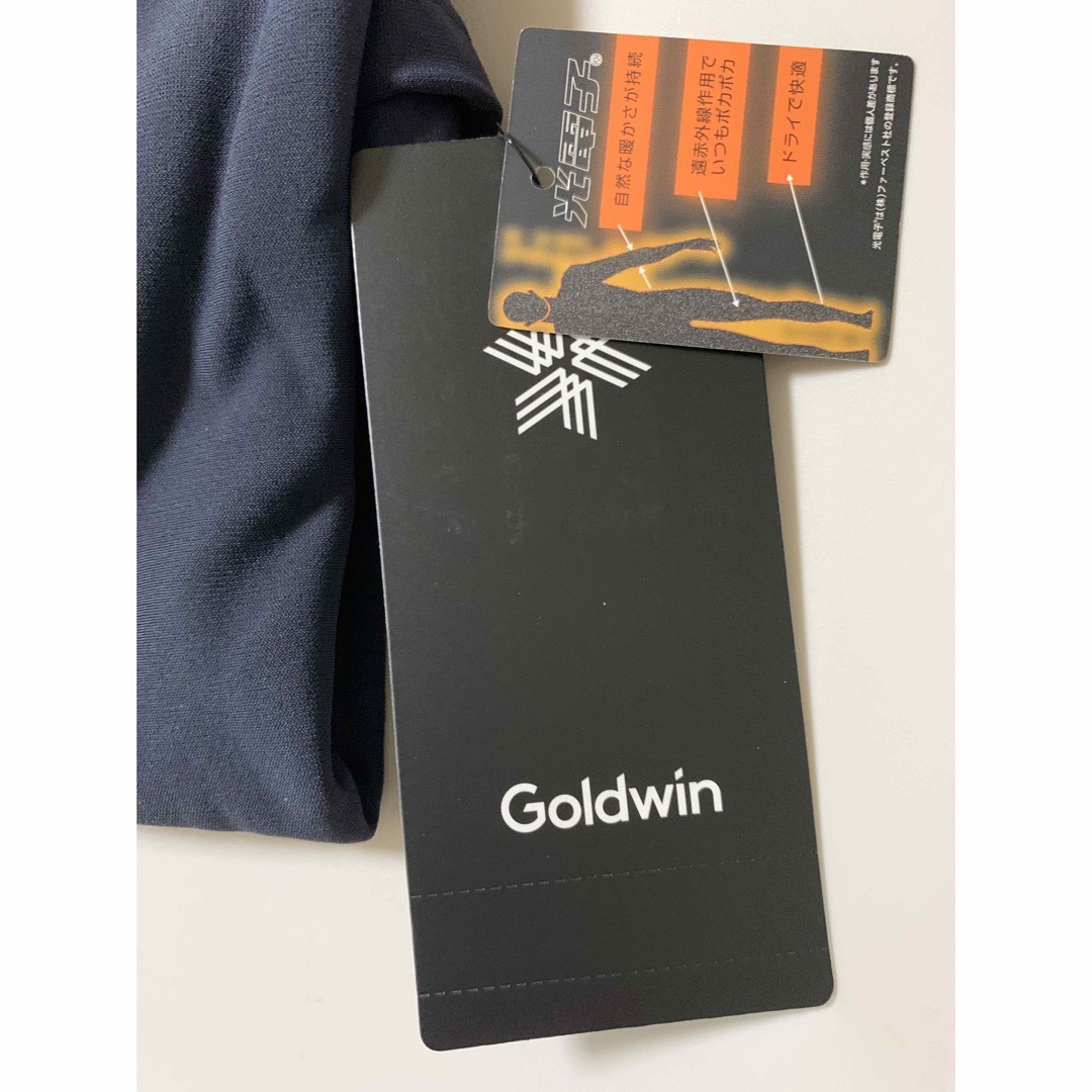 新品タグ付き　Goldwin C3fit ウォームハイネック　定価14300円①