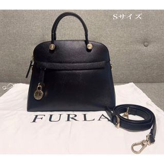 FURLA　フルラ　パイパー　ブラック　Sサイズ　安い