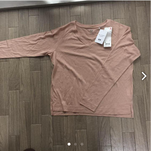 UNIQLO(ユニクロ)のUNIQLO WOOLBLEND  T-SHIRTS レディースのトップス(Tシャツ(長袖/七分))の商品写真