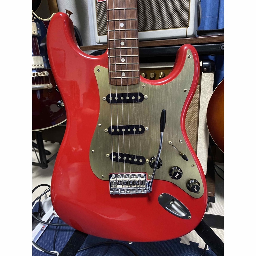 SQUIER(スクワイア)の最終価格。squier ST-33 MADE IN JAPAN Oシリアル 楽器のギター(エレキギター)の商品写真