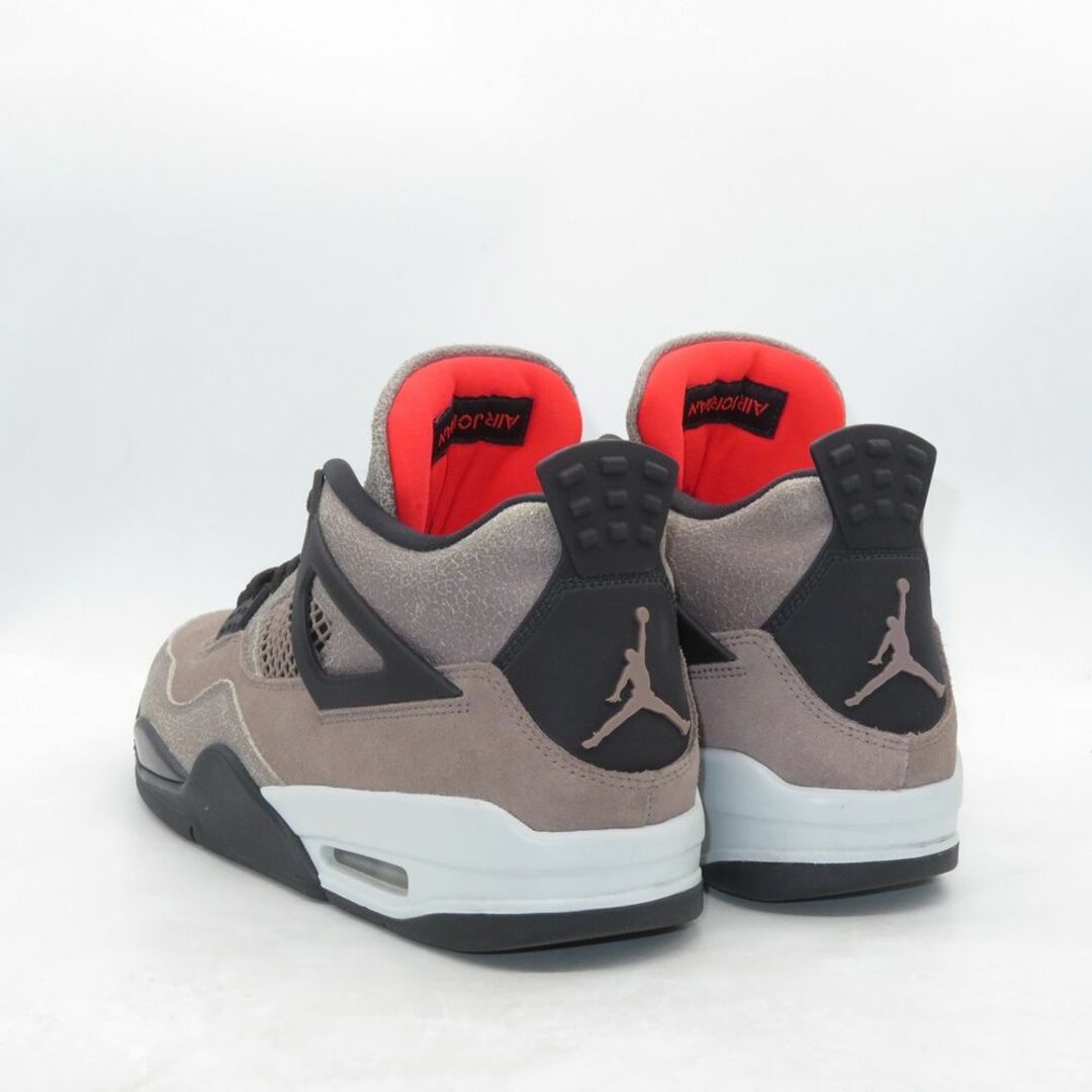 NIKE(ナイキ)のNIKE 21ss AIR JORDAN 4 RETRO DB0732-200 SIZE 27.5cm TAUPE HAZE メンズの靴/シューズ(スニーカー)の商品写真