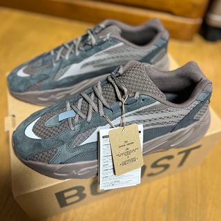 イージー(YEEZY（adidas）)のyeezy boost 700(スニーカー)