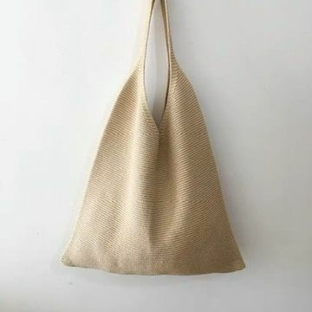 ニットトートバッグ A4サイズ対応 ショルダーバッグ 最新可愛い 大容量編み韓国 レディースのバッグ(トートバッグ)の商品写真