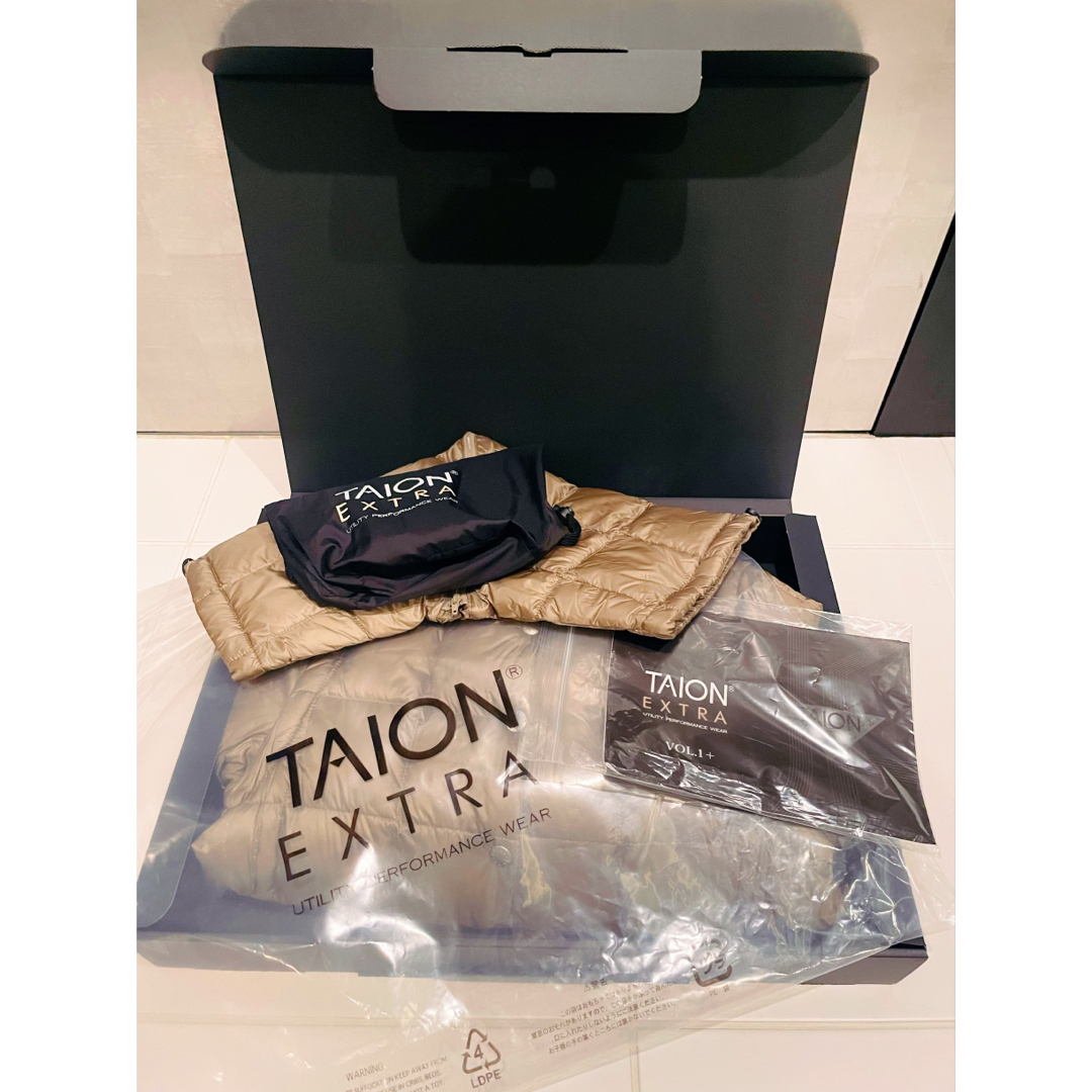 TAION(タイオン)の⭐︎３点おまとめ  専用⭐︎ レディースのジャケット/アウター(ダウンジャケット)の商品写真