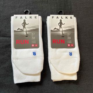 ファルケ(FALKE)のFALKE WALKIE ファルケ RUN white(ソックス)