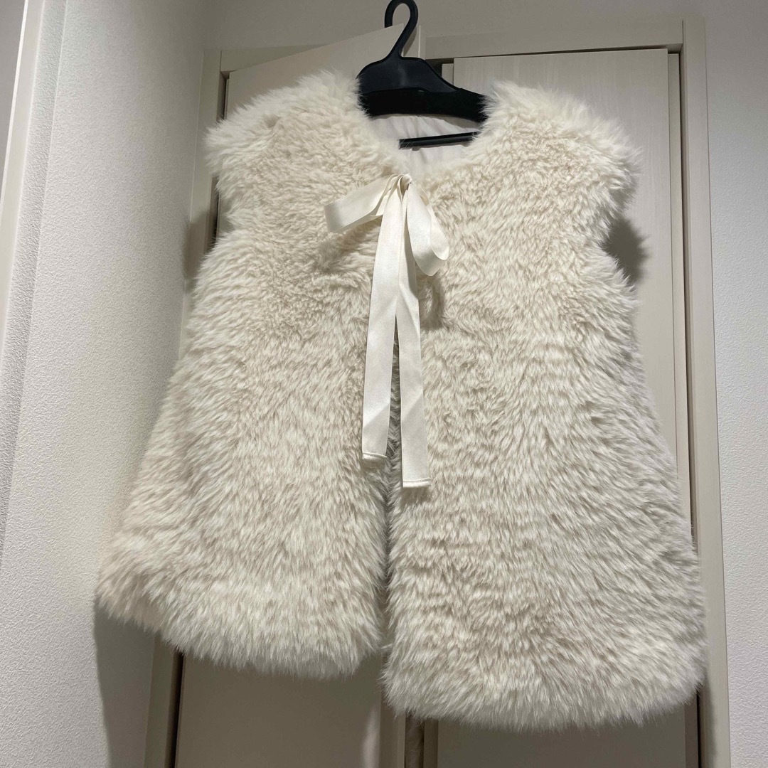 バースデーバッシュ2WAY RIBBON FUR GILET