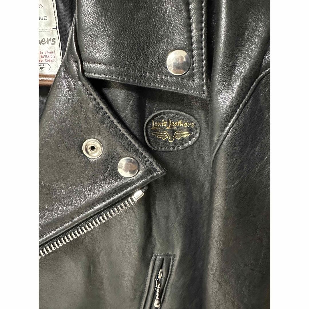 Lewis Leathers(ルイスレザー)のルイスレザー　ライトニング　タイトフィット　40 メンズのジャケット/アウター(ライダースジャケット)の商品写真