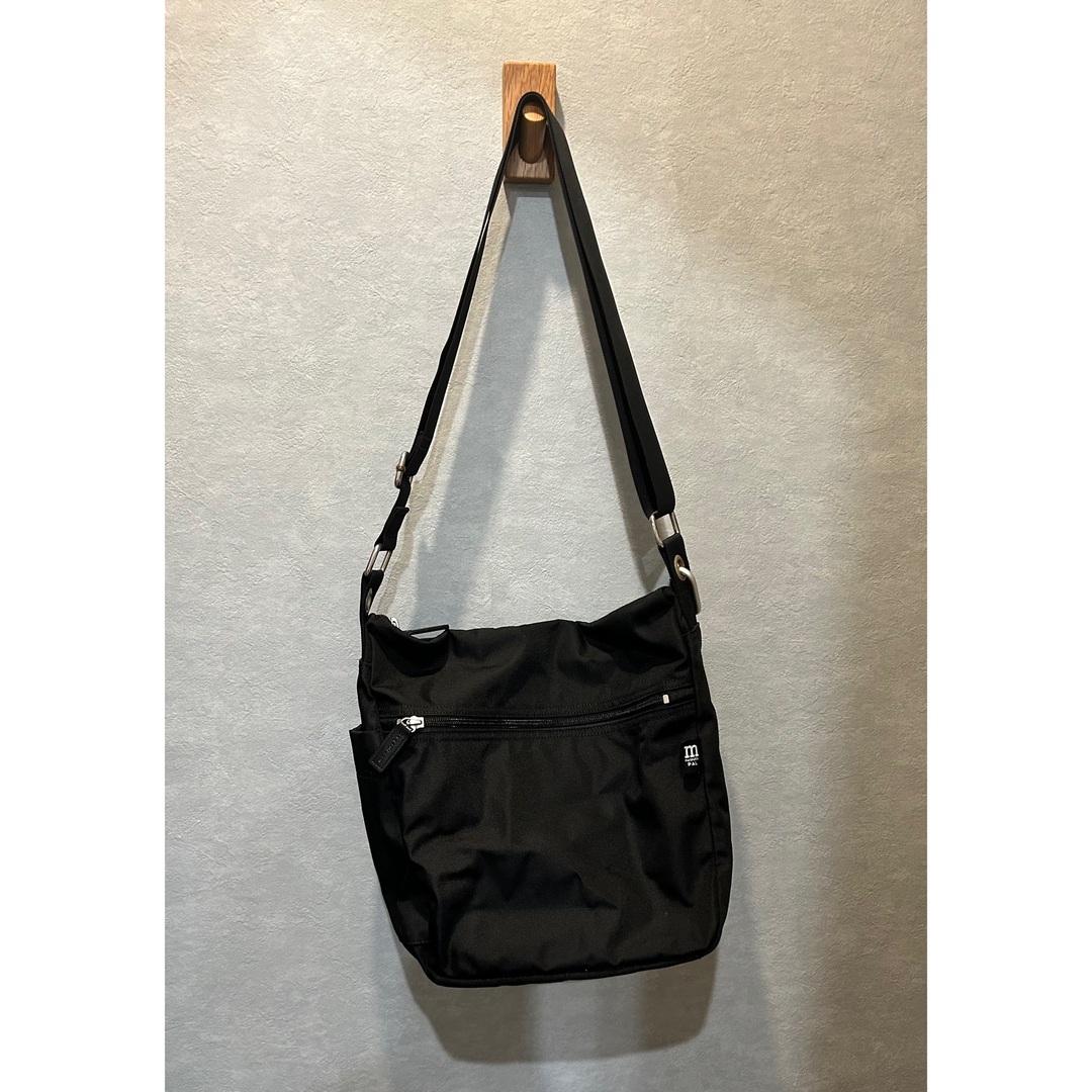 marimekko(マリメッコ)のmarimekko マリメッコ パル PAL ショルダーバッグ 無地 ブラック レディースのバッグ(ショルダーバッグ)の商品写真