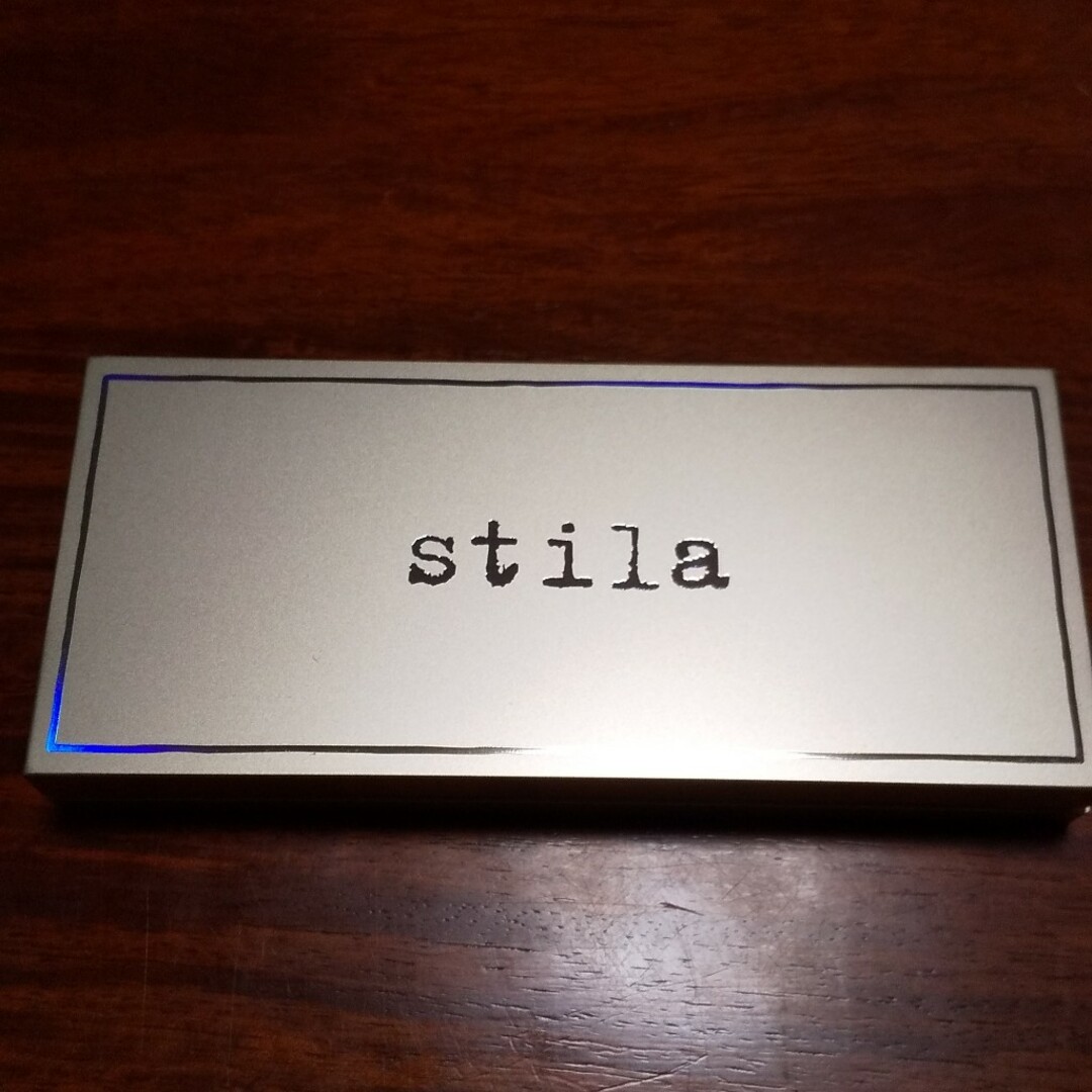 stila(スティラ)のstila ハイライトパレット コスメ/美容のベースメイク/化粧品(アイシャドウ)の商品写真