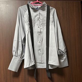 yori サイドギャザーブラウス 新品 ホワイト36の通販 by パルピ's shop