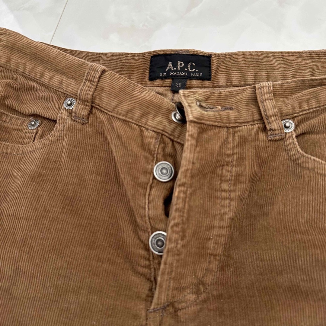 A.P.C(アーペーセー)のアーペーセー　コーデュロイ　パンツ　スキニー レディースのパンツ(カジュアルパンツ)の商品写真