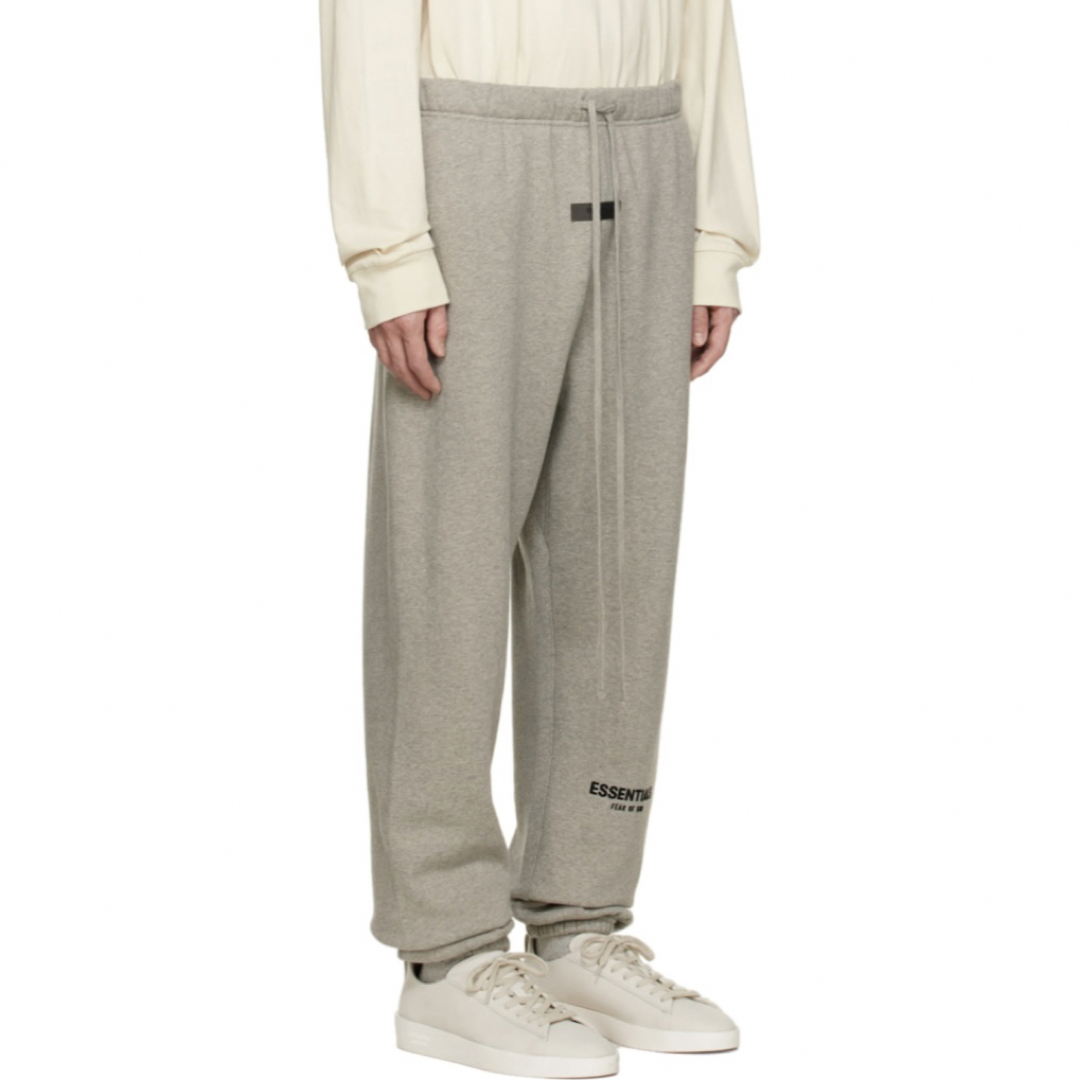 FEAR OF GOD(フィアオブゴッド)のFOG エッセンシャルズ スウェット パンツ oatmeal グレー M ラバー メンズのパンツ(その他)の商品写真