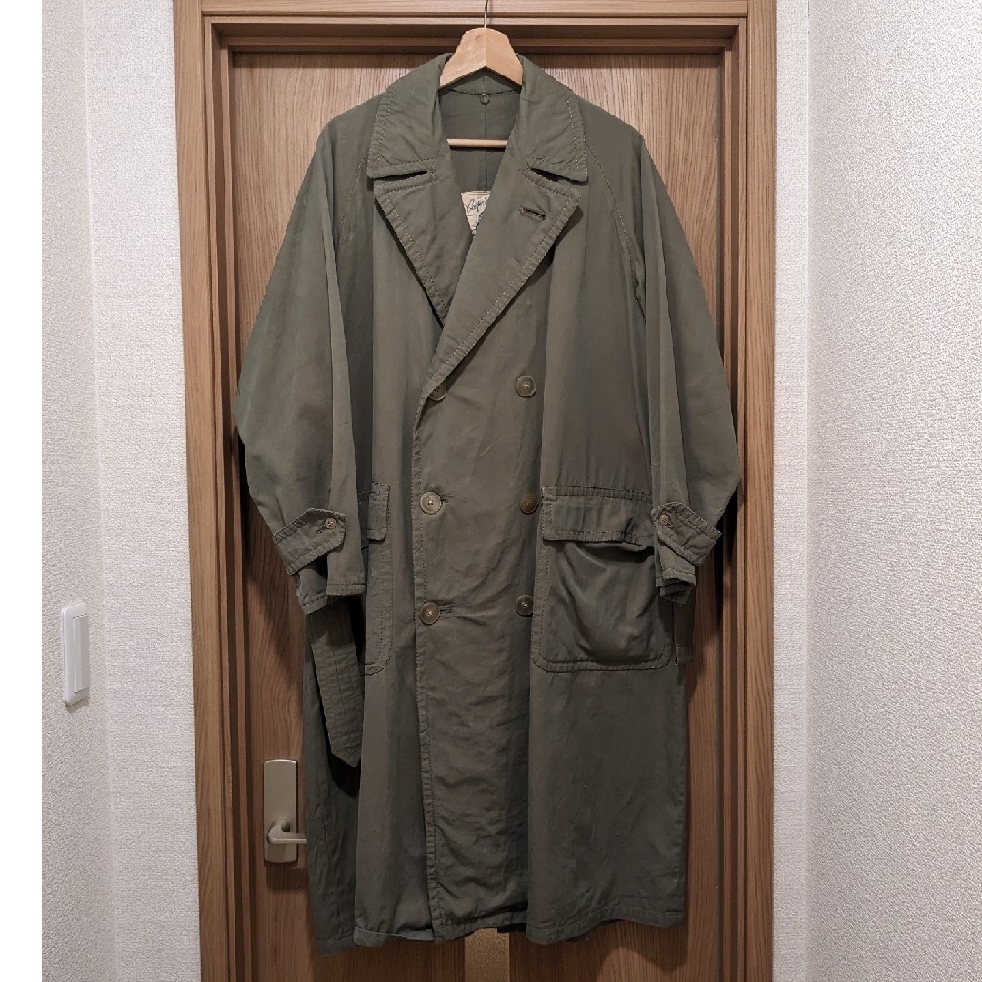COMOLI(コモリ)の1950〜70年代ダブルブレストコート メンズのジャケット/アウター(トレンチコート)の商品写真