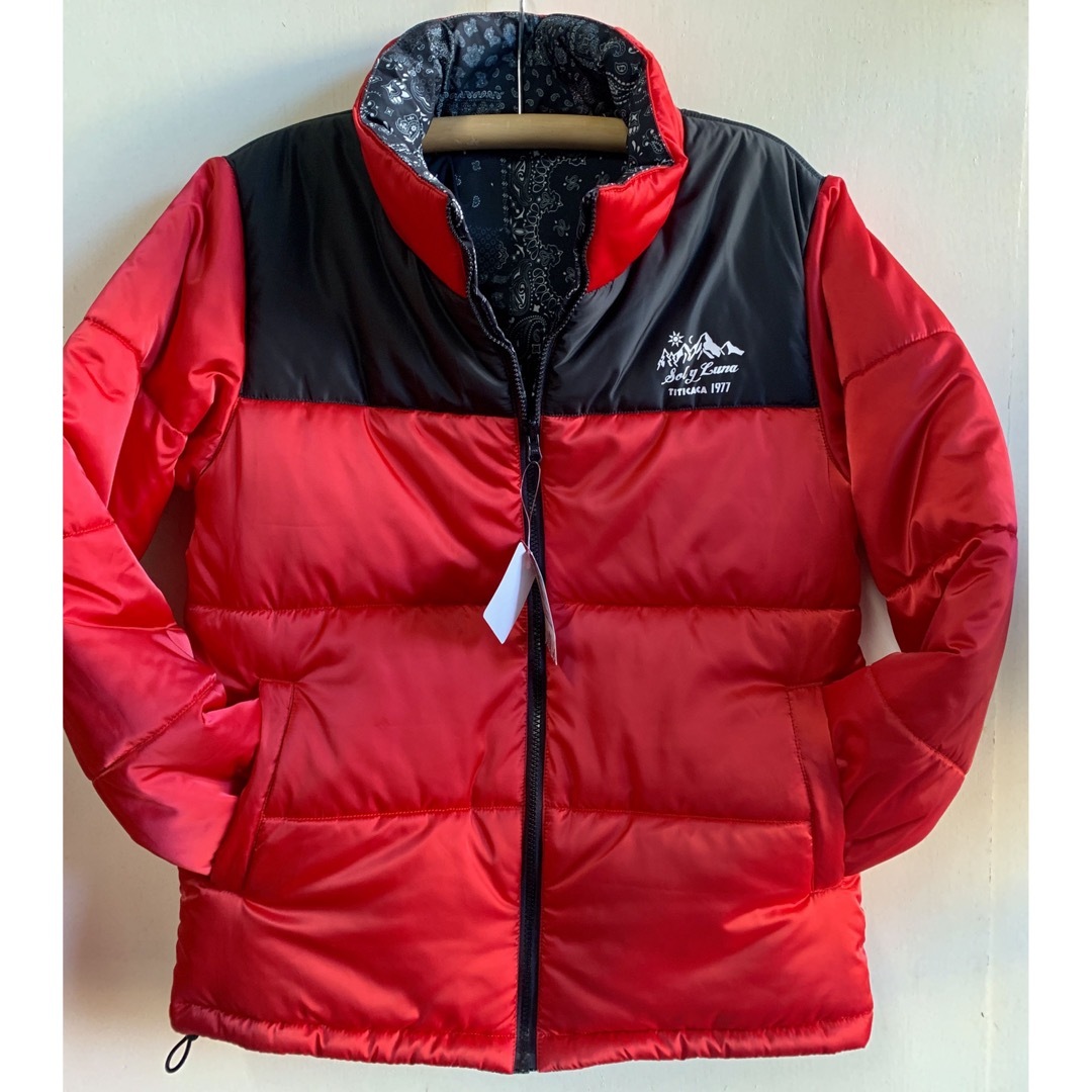 titicaca(チチカカ)の新品　SALE リバーシブル　中綿ジャケット　チチカカ　red メンズのジャケット/アウター(ダウンジャケット)の商品写真