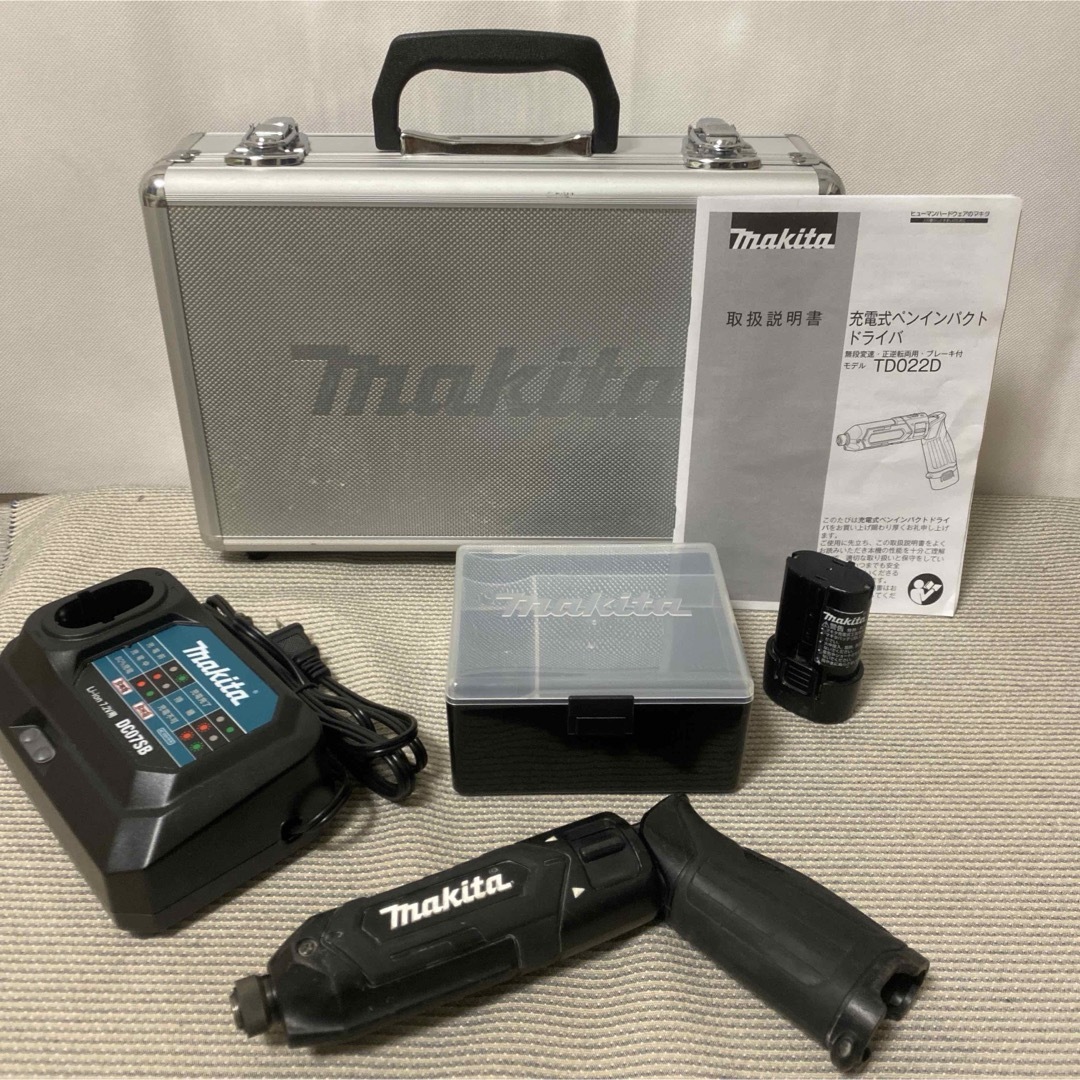 Makita マキタ ペンインパクト ドライバー TD022DSHXBのサムネイル