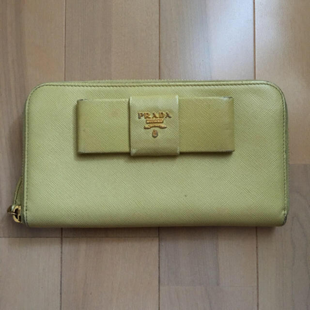 PRADA(プラダ)のプラダ SAFFIANO リボンモチーフ 長財布 レディースのファッション小物(財布)の商品写真