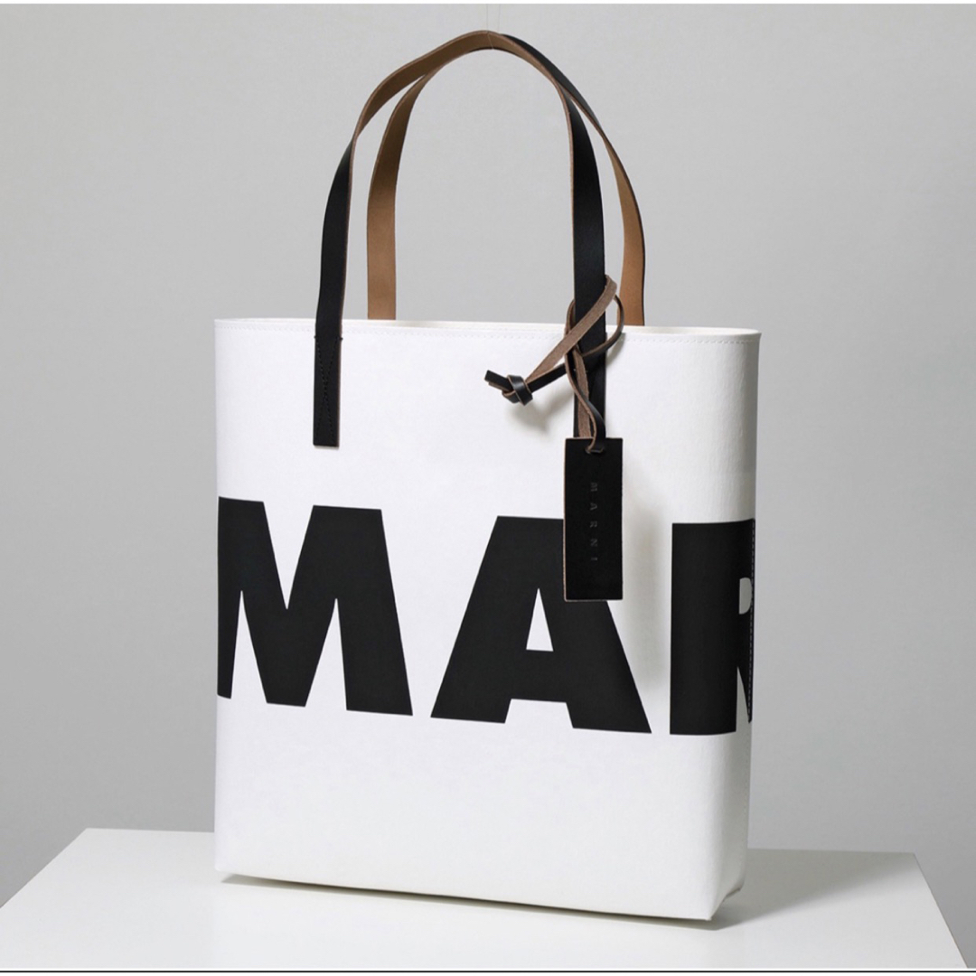 MARNI マル二 セルロース　トートバッグ  ブラック　ショッピングバッグ