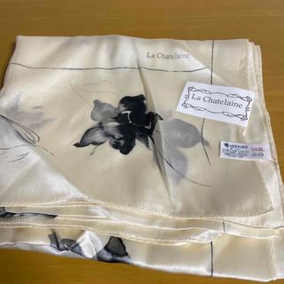 La Chatelaine シルクスカーフとバナリパスカーフ(バンダナ/スカーフ)