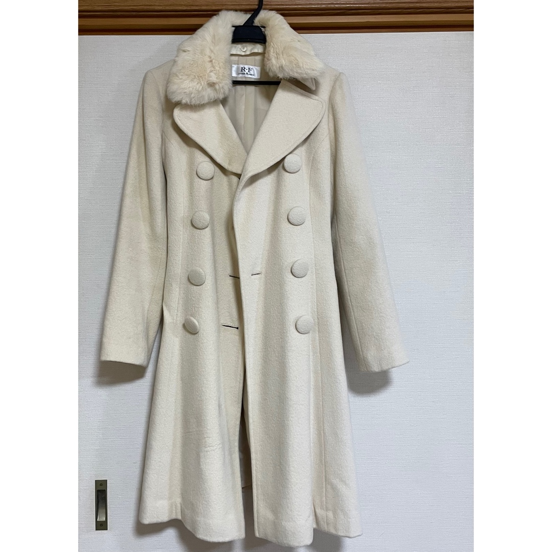 2way ファー付き ロング コート アウター オフホワイト 白 アイボリー レディースのジャケット/アウター(ロングコート)の商品写真