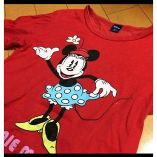 ディズニー(Disney)のミニーレッドコットンカットソー(カットソー(長袖/七分))