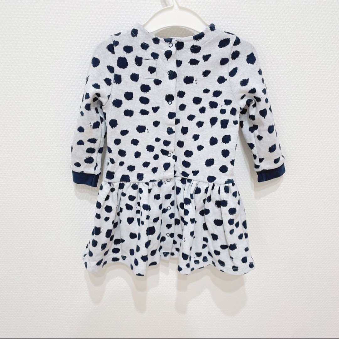 PETIT BATEAU(プチバトー)のプチバトー×ジャン・ジュリアンコラボ　ニットワンピース キッズ/ベビー/マタニティのベビー服(~85cm)(ワンピース)の商品写真