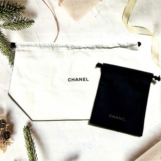 シャネル(CHANEL)のCHANEL （シャネル ) 巾着 ノベリティポーチ ホワイト、ブラックセット　(ポーチ)