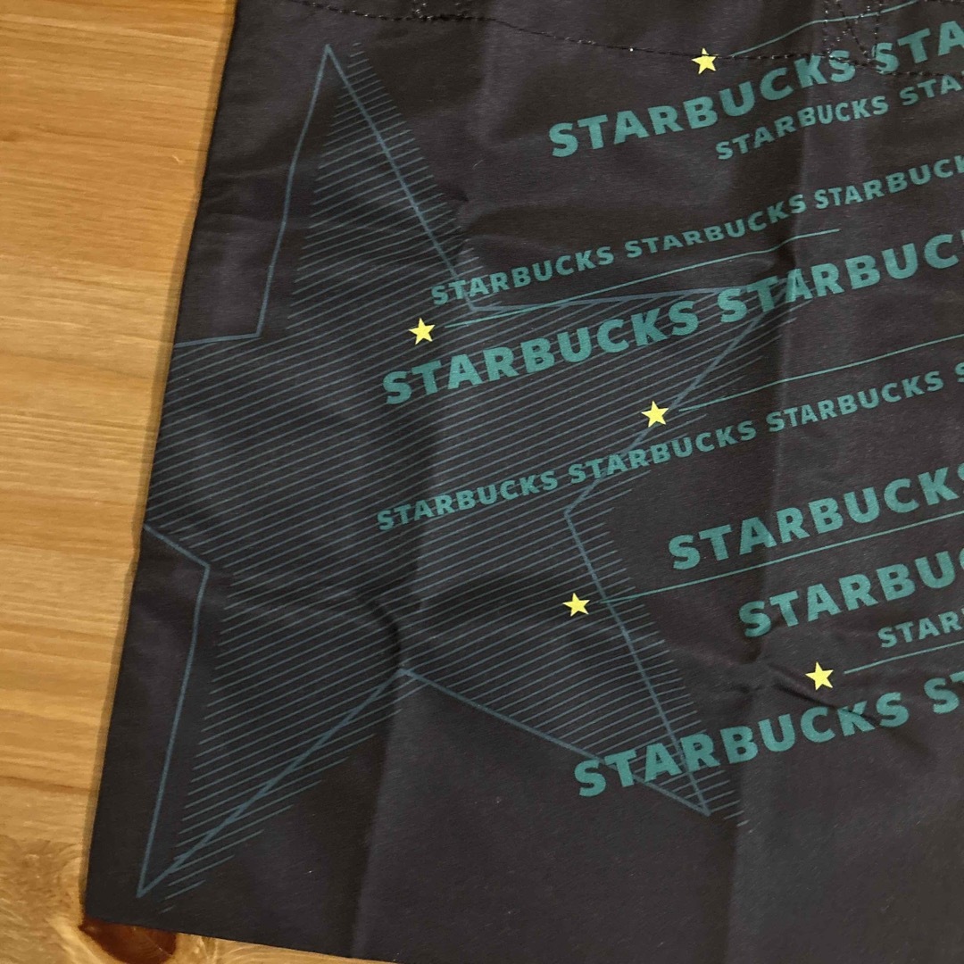 Starbucks(スターバックス)の【新品未開封】Starbucks スターバックス フラットバッグ(ブラック) エンタメ/ホビーのコレクション(ノベルティグッズ)の商品写真