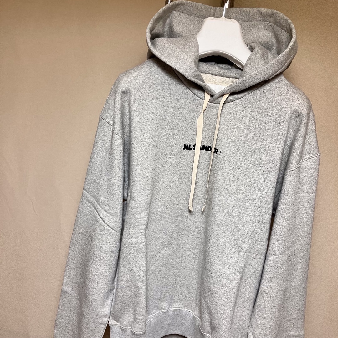 JIL SANDER+ 23ss ロゴパーカー グレー 定番モデル JIL SANDER】ジルサンダー『ロゴ プルオーバーパーカー sizeXL
