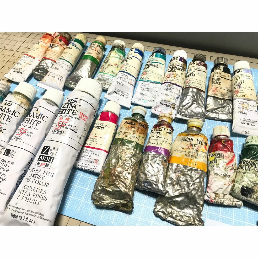 ホルベイン工業(ホルベインコウギョウ)のHOLBEIN OIL COLOR ホルベイン 油絵具 24本 エンタメ/ホビーのアート用品(絵の具/ポスターカラー)の商品写真