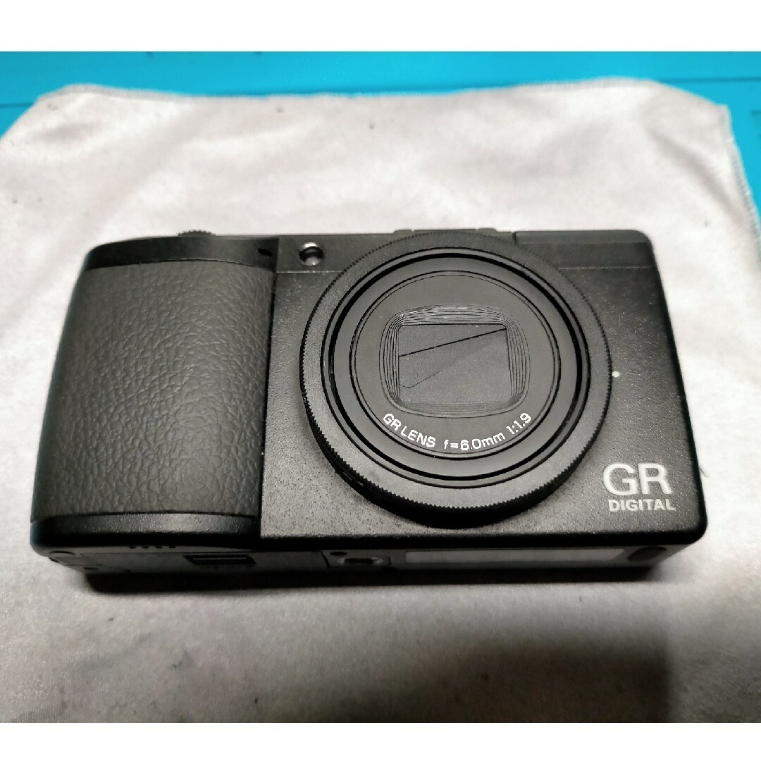 RICOH(リコー)のRICOH GR DIGITAL III デジタルカメラ スマホ/家電/カメラのカメラ(コンパクトデジタルカメラ)の商品写真