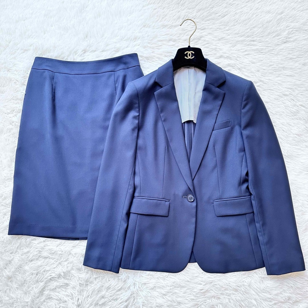 THE SUIT COMPANY(スーツカンパニー)のザスーツカンパニー スカートスーツ ビジネススーツ ストレッチ素材 ネイビー 紺 レディースのフォーマル/ドレス(スーツ)の商品写真