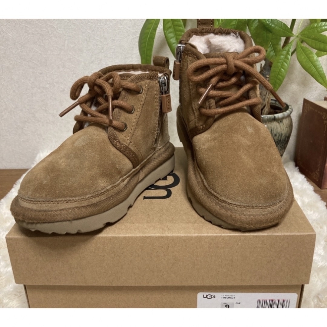 UGG(アグ)のUGGブーツ　16㎝ キッズ/ベビー/マタニティのキッズ靴/シューズ(15cm~)(ブーツ)の商品写真