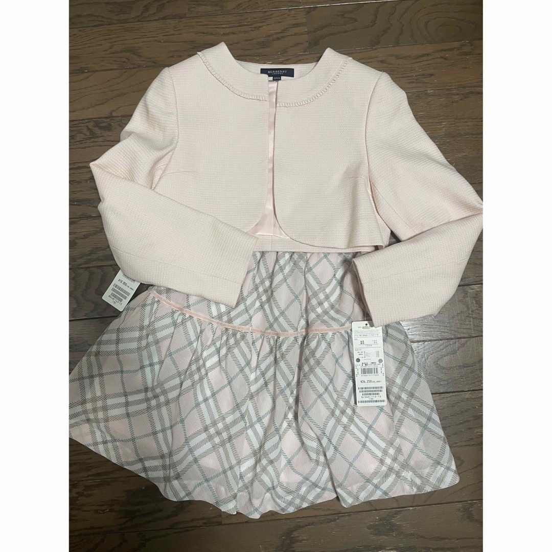 キッズ服女の子用(90cm~)新品 バーバリー 入学式 卒園式 セットアップ ボレロ スカート 130㎝