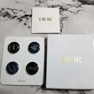 クリスチャンディオール(Christian Dior)の《新品未使用》クリスチャン・ディオール　ピンバッジ(ノベルティグッズ)