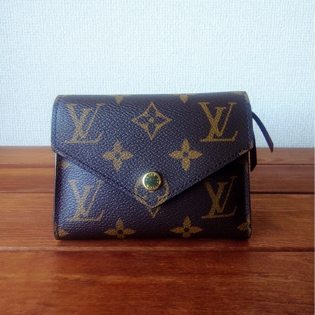 LOUISVUITTON ルイヴィトン ポルトフォイユヴィクトリーヌ モノグラム