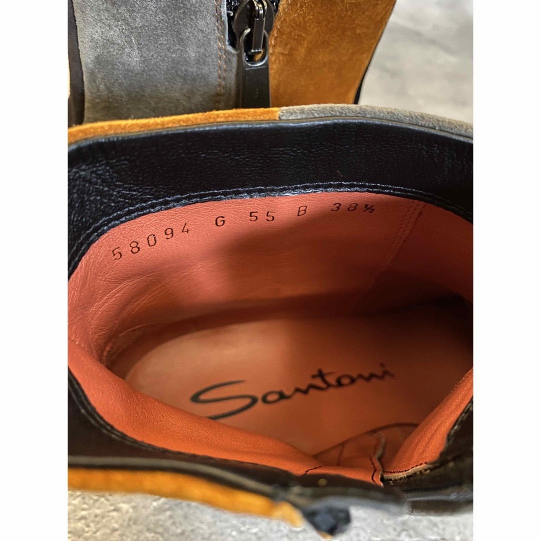 Santoni(サントーニ)の新品 サントーニ マルチカラー カーフスエード アンクルブーツ ジップアップ レディースの靴/シューズ(ブーツ)の商品写真