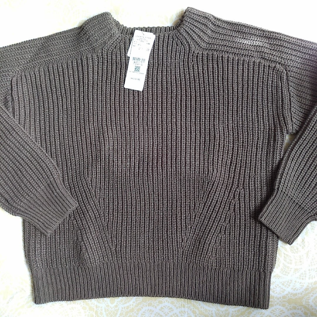 LOWRYS FARM(ローリーズファーム)の未使用タグ付き　ローリーズファーム　5Gあぜ編みニットセーター　丸首セーター レディースのトップス(ニット/セーター)の商品写真